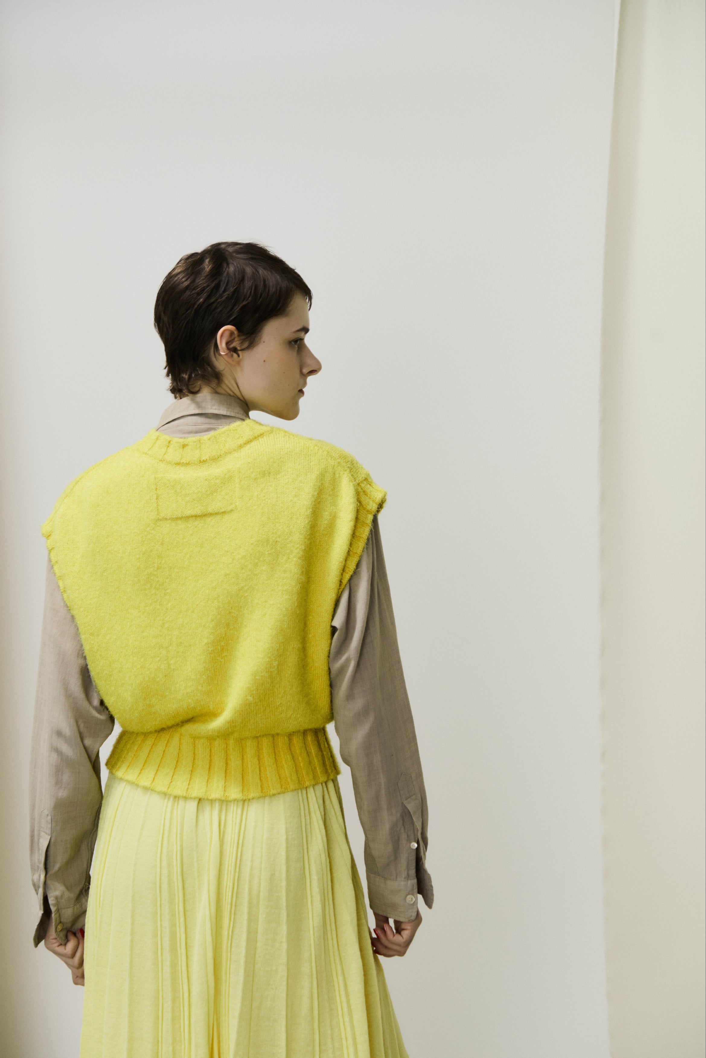 cotton & silk shaggy V-neck vest
