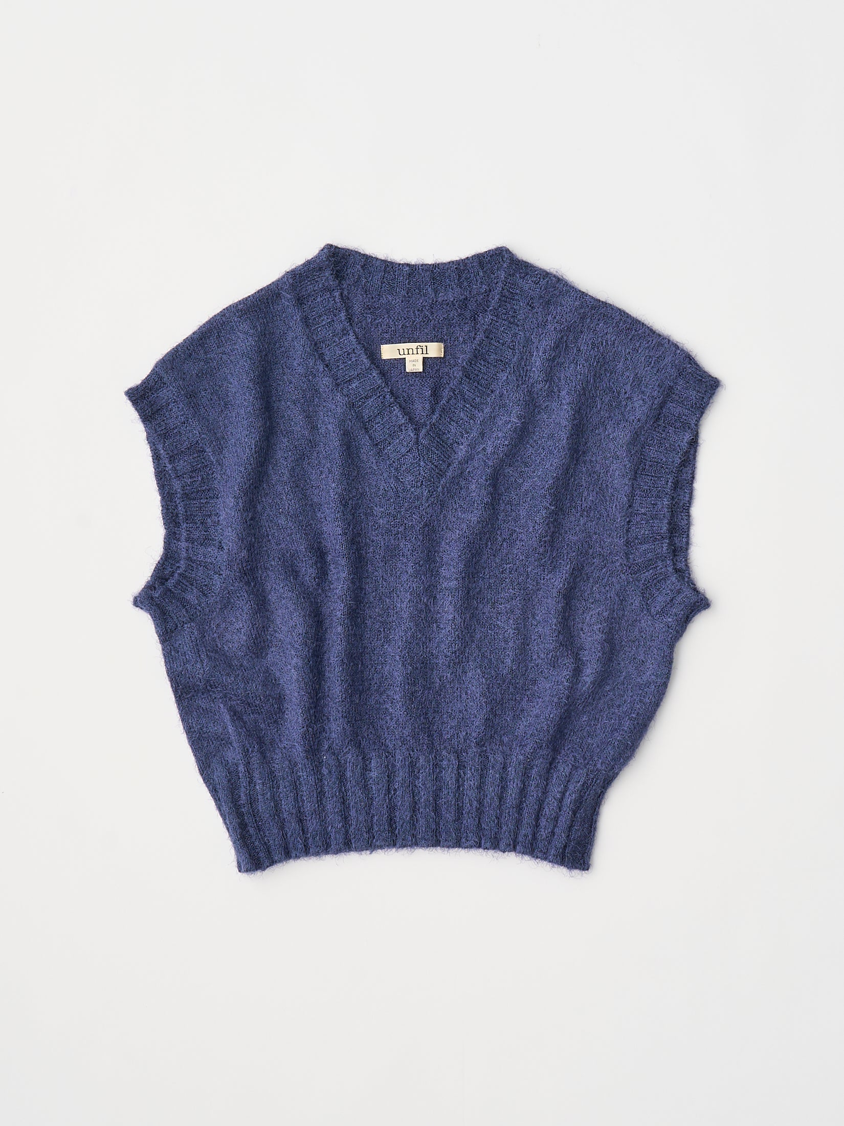 cotton & silk shaggy V-neck vest