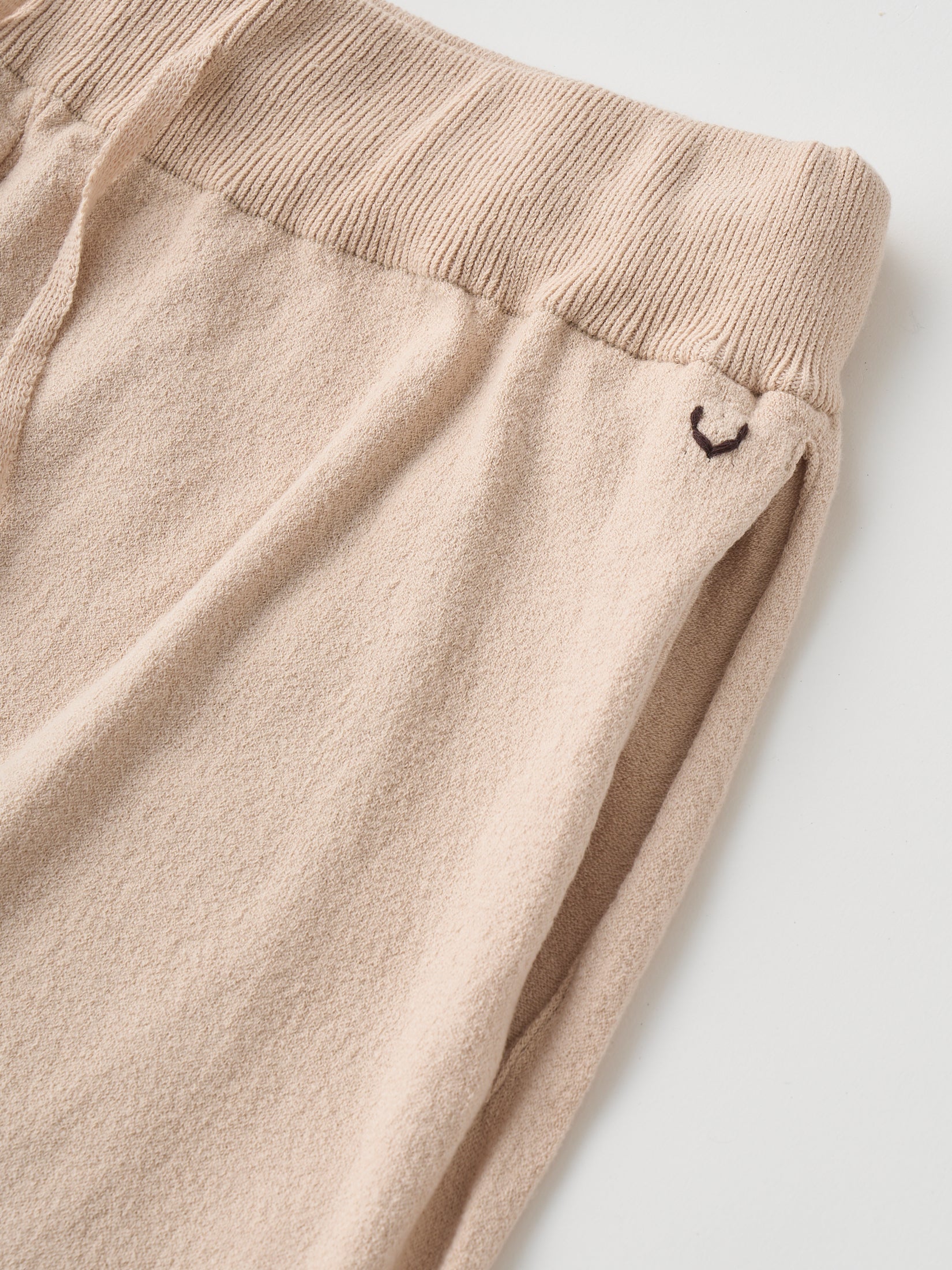 STRETCH ORGANIC COTTON RELAXED-FIT KNIT PANTS