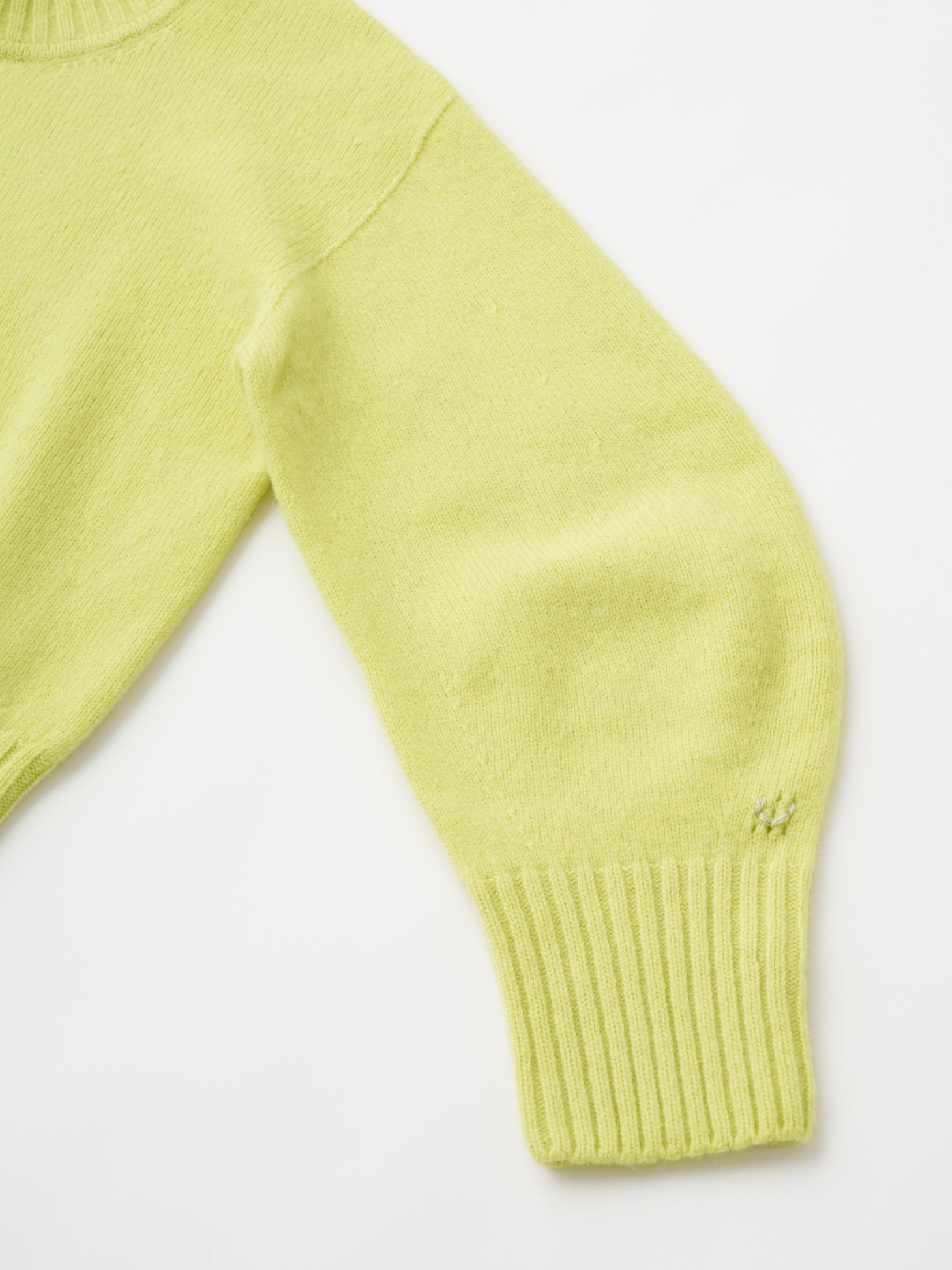 FINE LAMBS WOOL CREW-NECK P/O