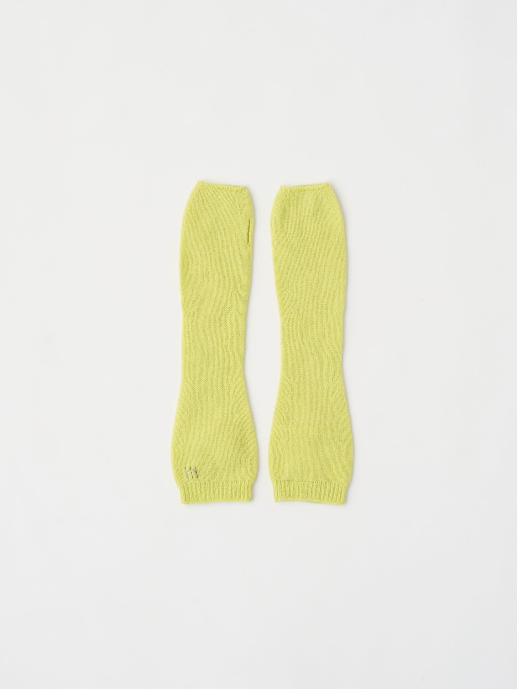 FINE LAMBS WOOL FINGERLESS GLOVES