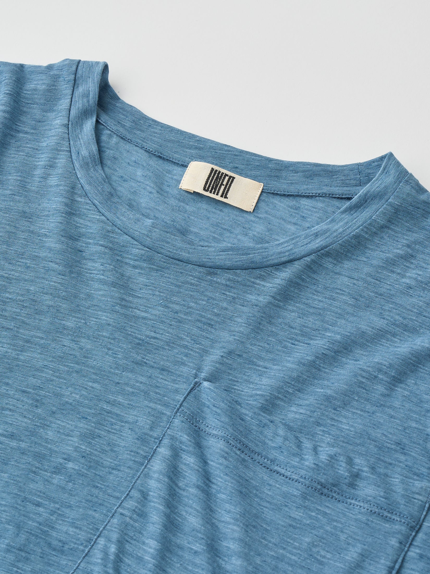 FINE SLUB YARN RELAXED-FIT POCKET TEE