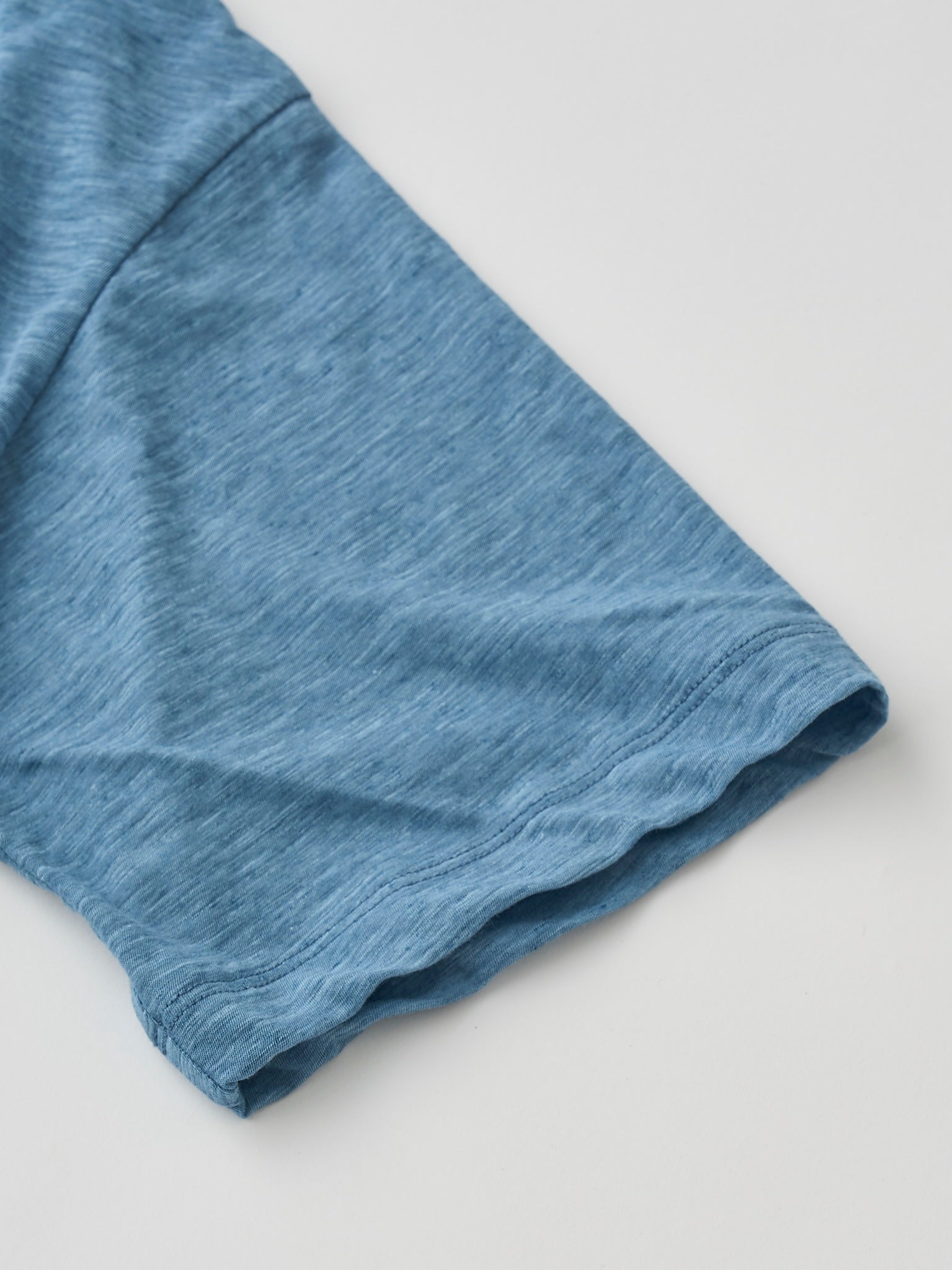 FINE SLUB YARN RELAXED-FIT POCKET TEE