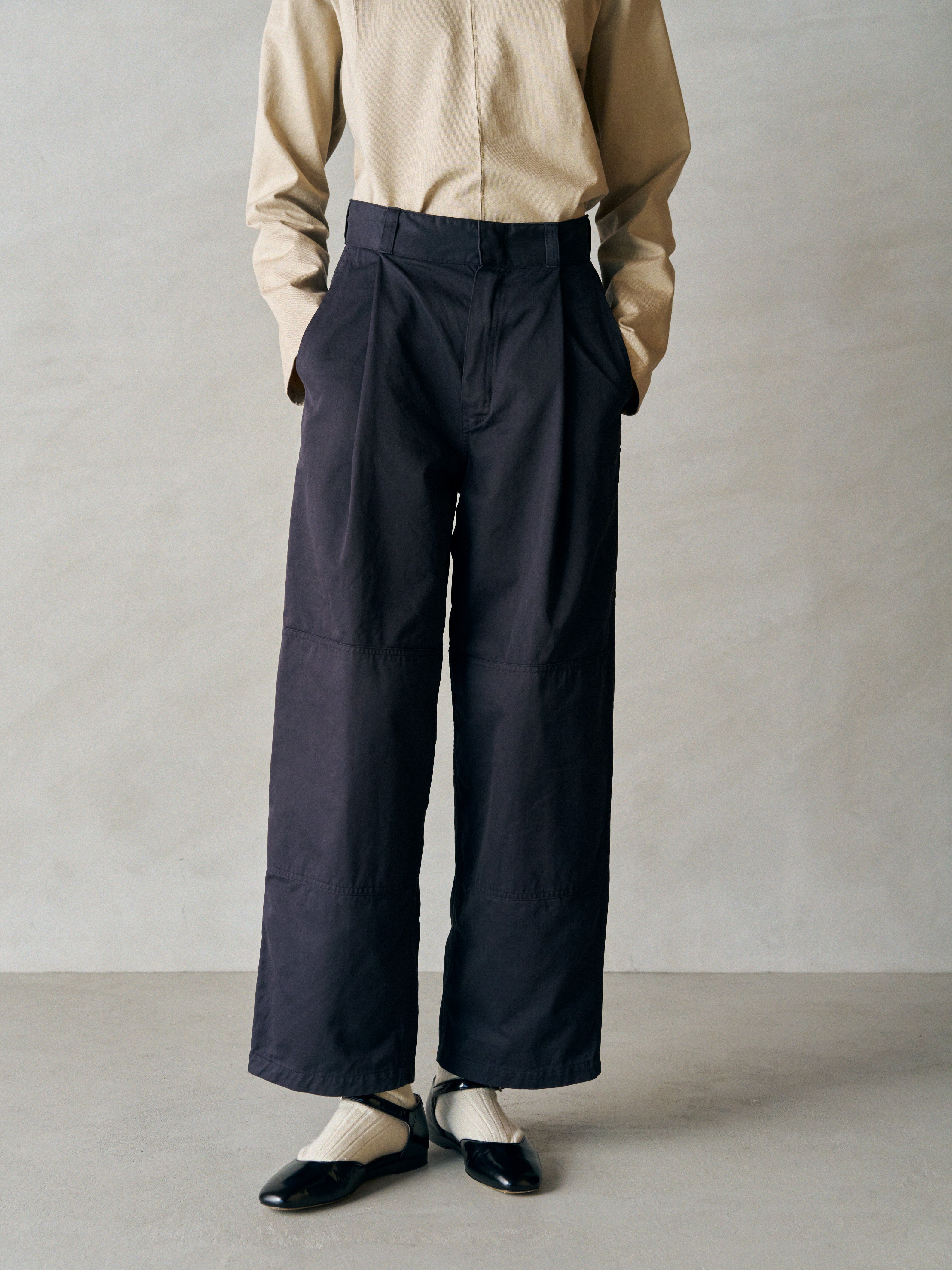 FINX COTTON × SLUB YARN MICRO BRUSHED SATIN DOUBLE KNEE PANTS