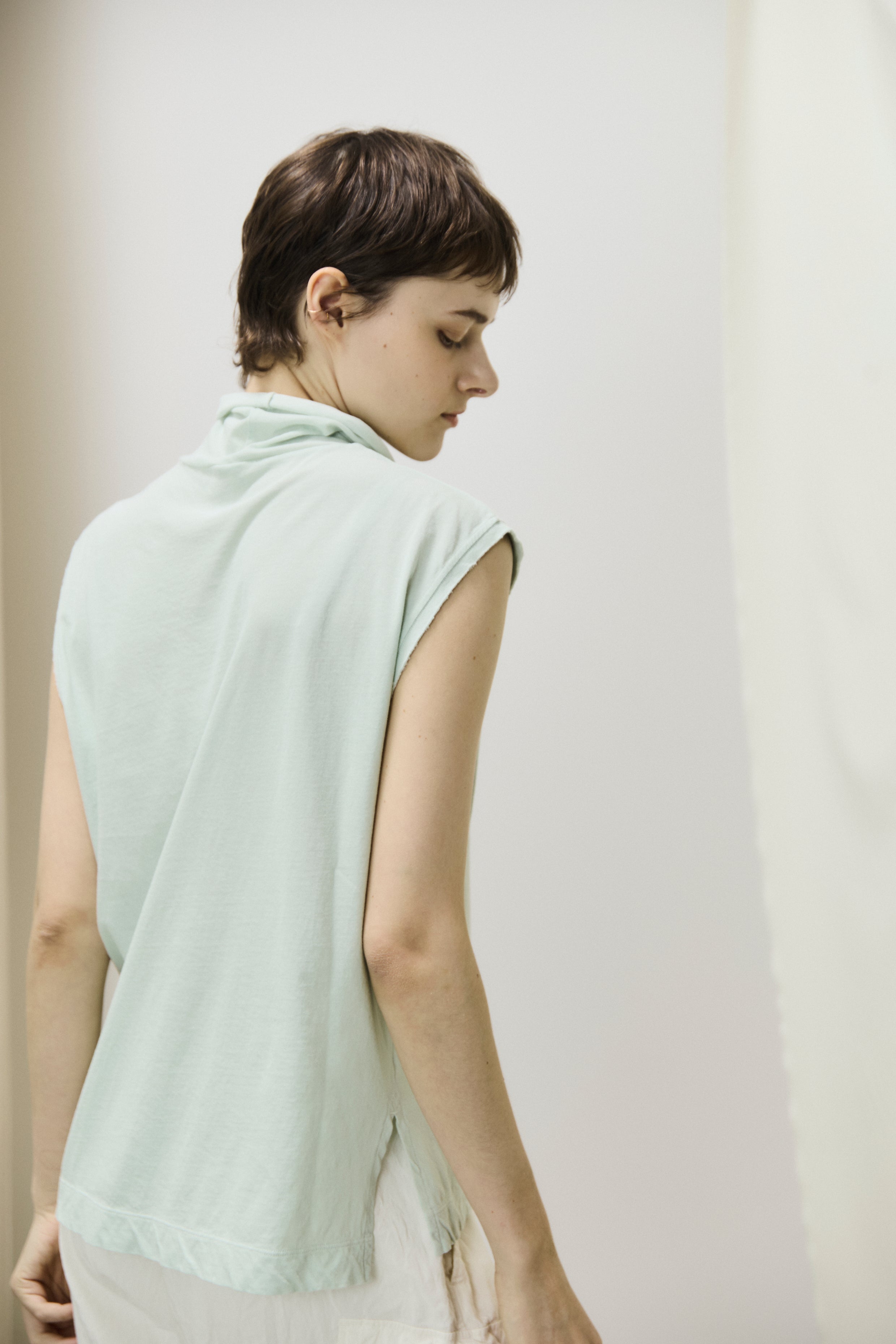 twisted cotton jersey high-neck sleeveless Tee