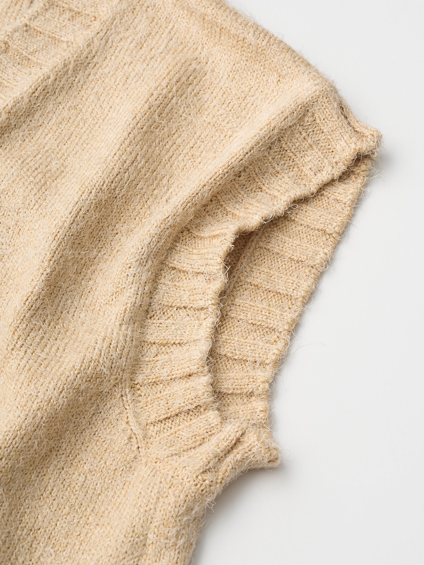cotton & silk shaggy V-neck vest