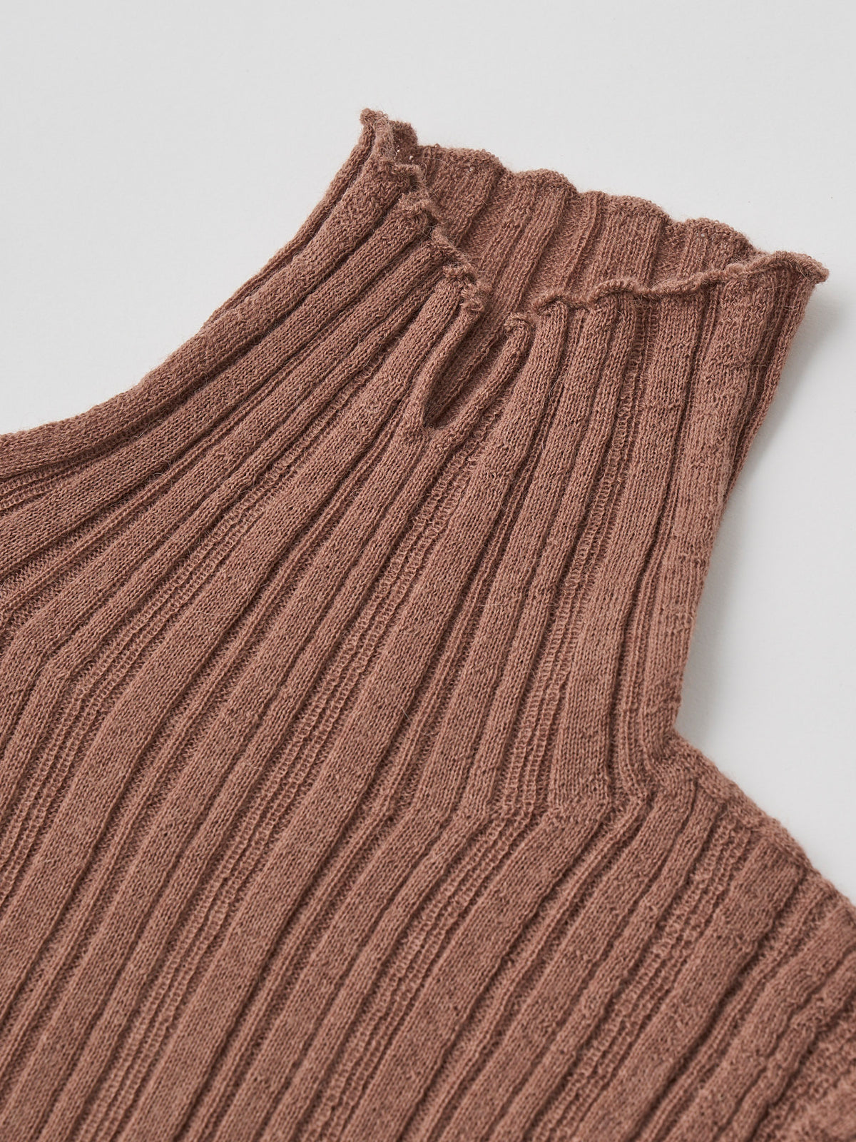 ROYAL BABY ALPACA RANDOM RIBBED-KNIT HIGH-NECK P/O
