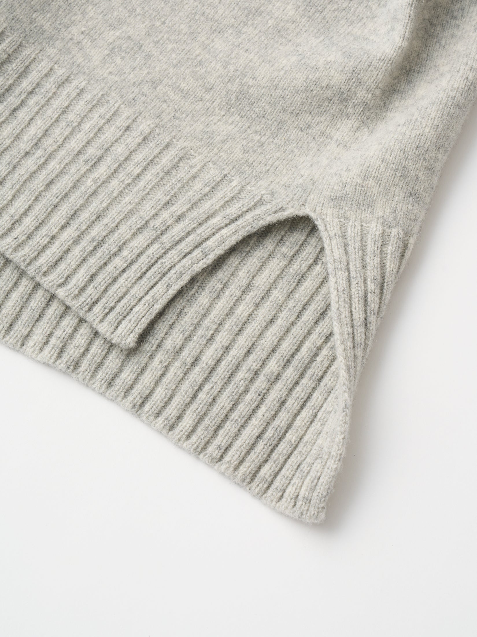 FINE LAMBS WOOL OVERSIZED P/O