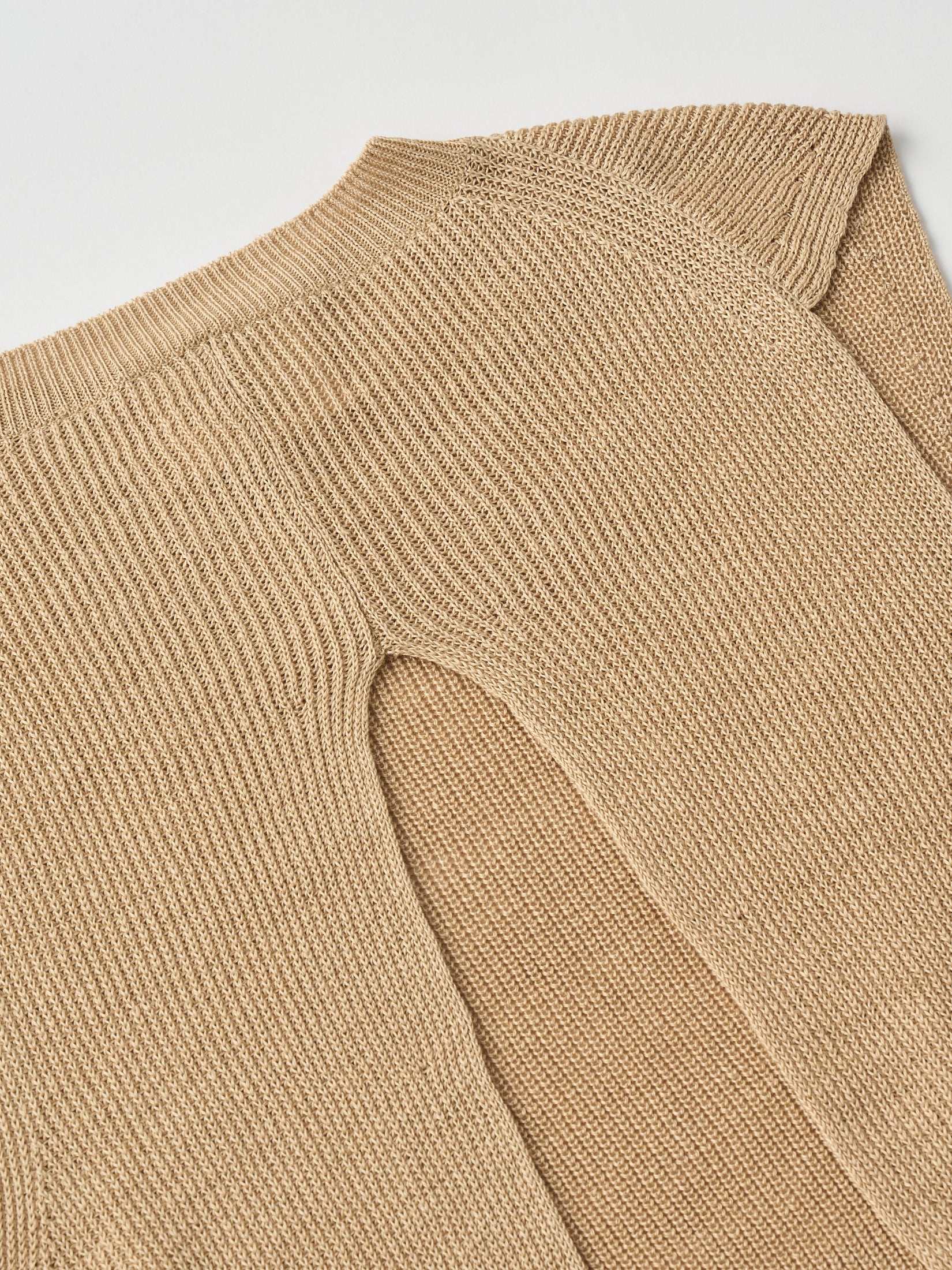 FRENCH LINEN RIBBED-KNIT VEST