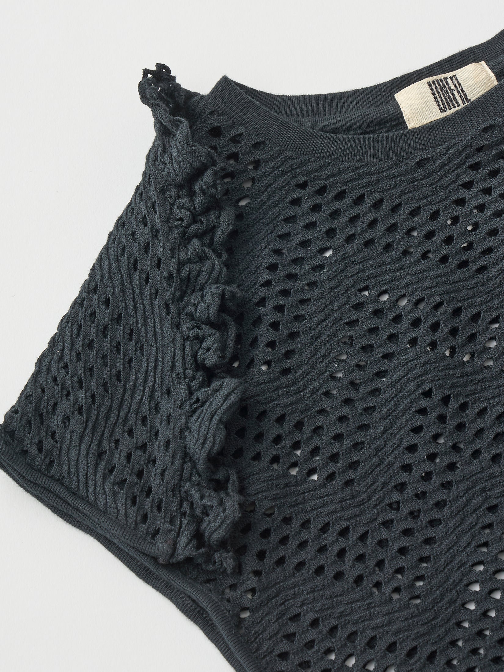 PATTERN MESH COTTON JERSEY RUFFLED SLEEVELESS TOP