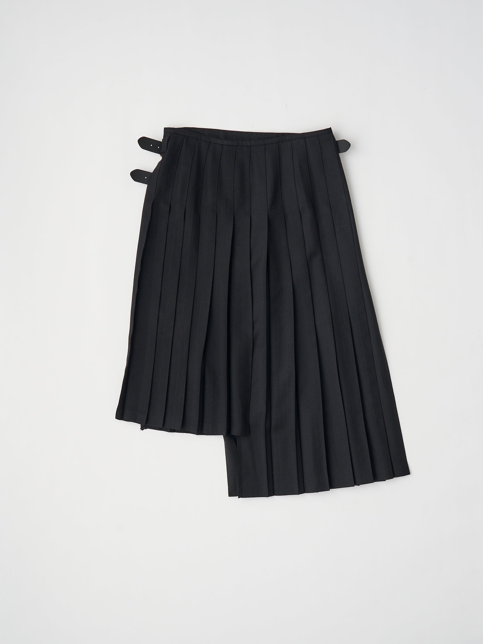 【 O'NEIL OF DUBLIN × UNFIL 】WORSTED WOOL ASYMMETRY KILT SKIRT