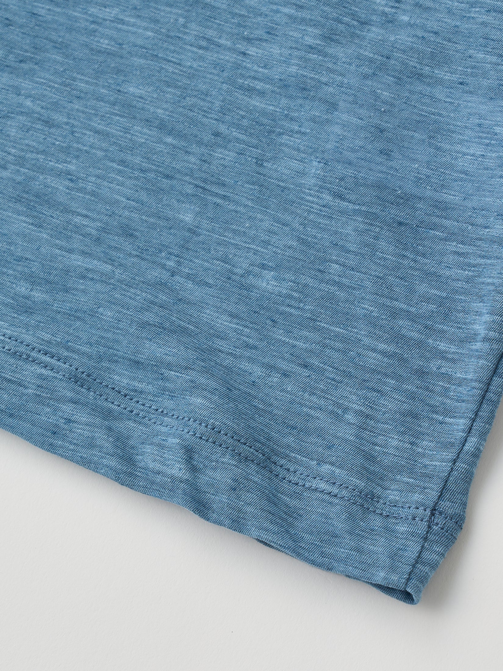 FINE SLUB YARN RELAXED-FIT POCKET TEE
