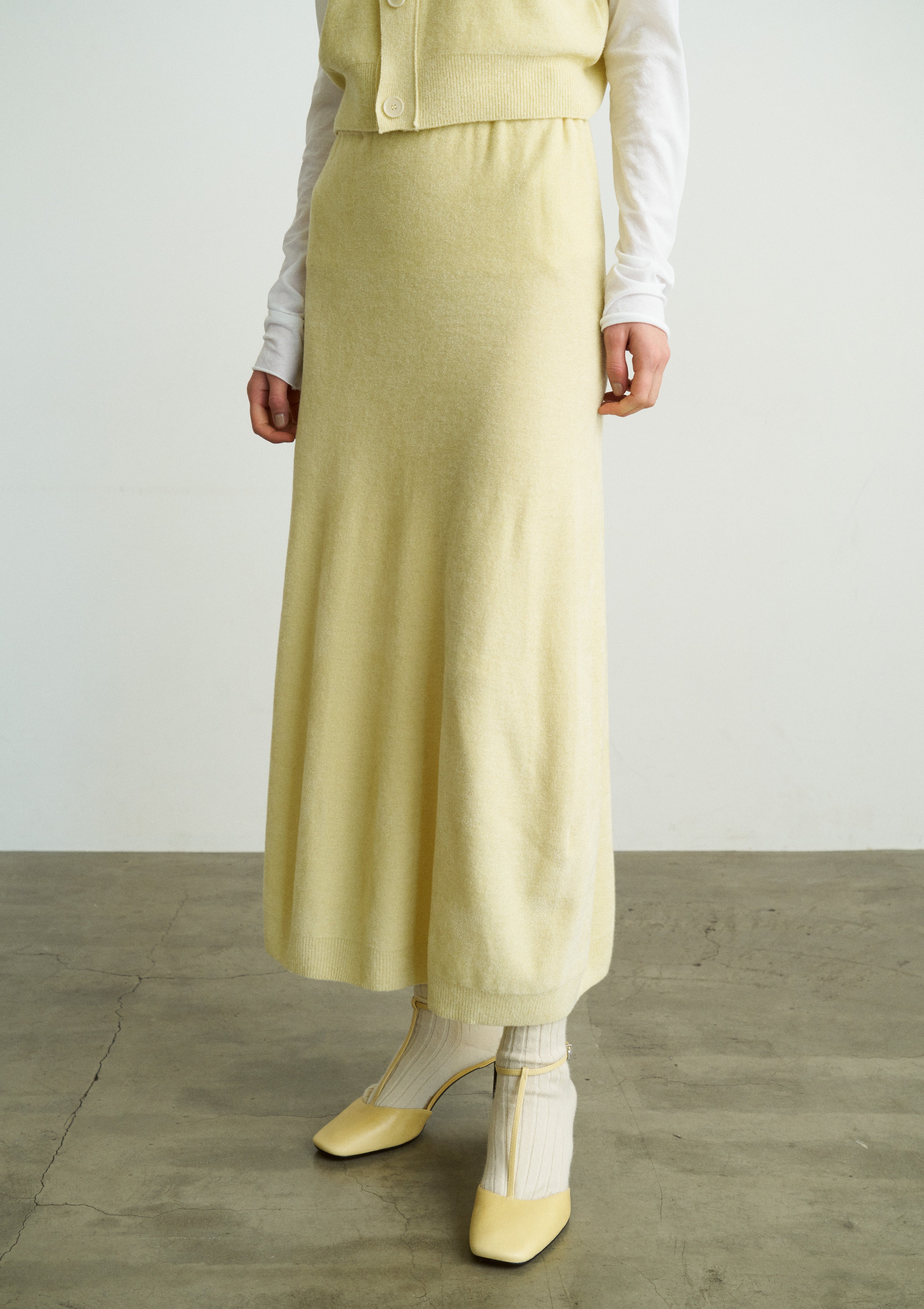 EX.SUPERFINE LAMBS WOOL & RAYON MOLE SKIRT