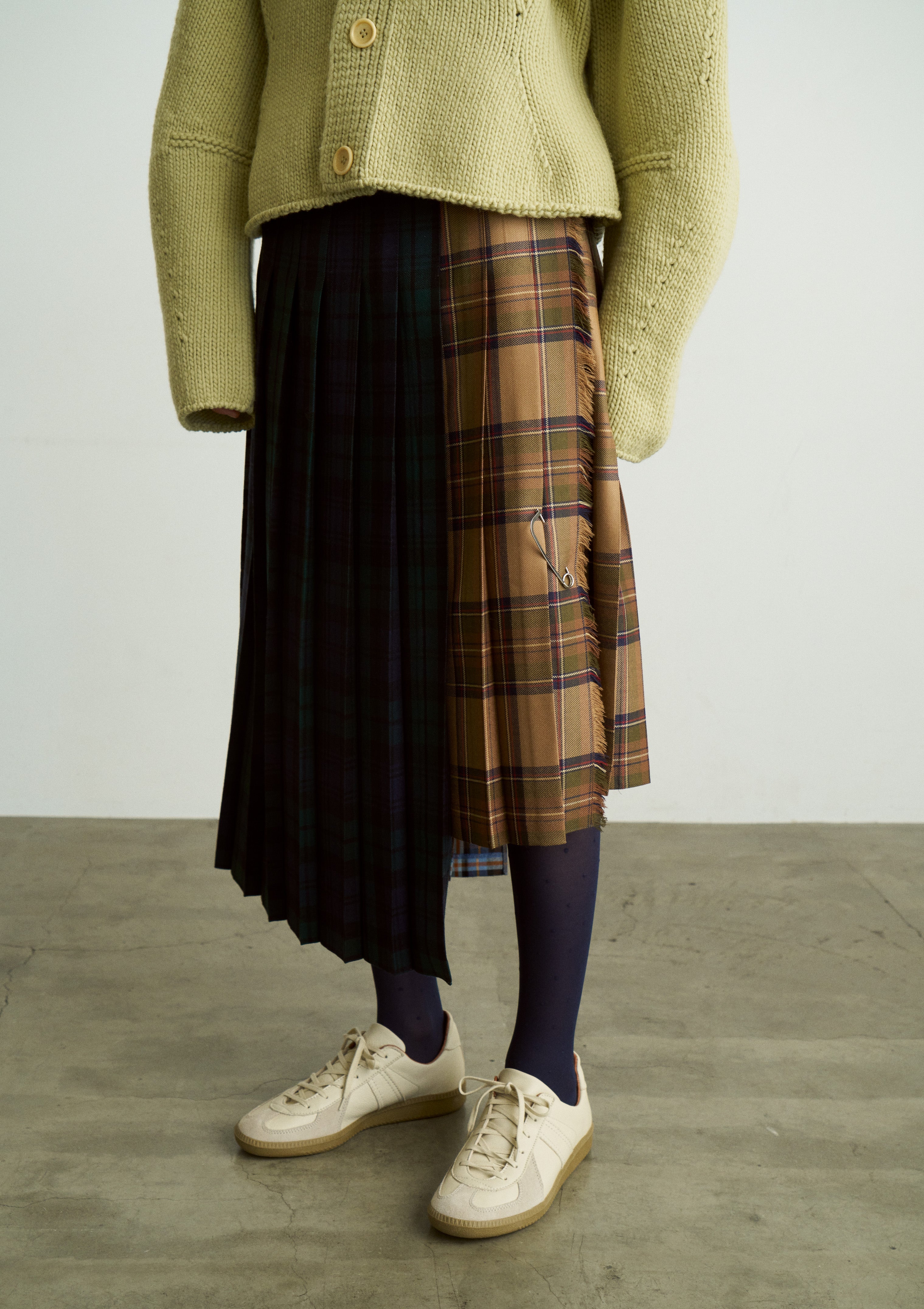 【 O'NEIL OF DUBLIN × UNFIL 】WORSTED WOOL ASYMMETRY KILT SKIRT