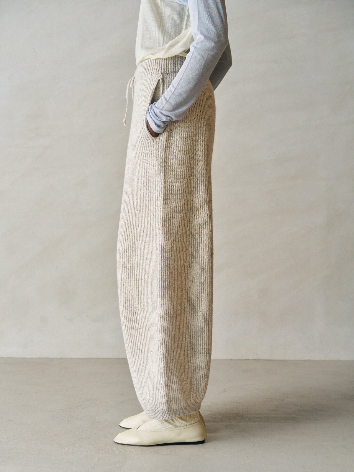 WOOLEN COTTON & SILK NEP WOOL TWEED-KNIT PANTS