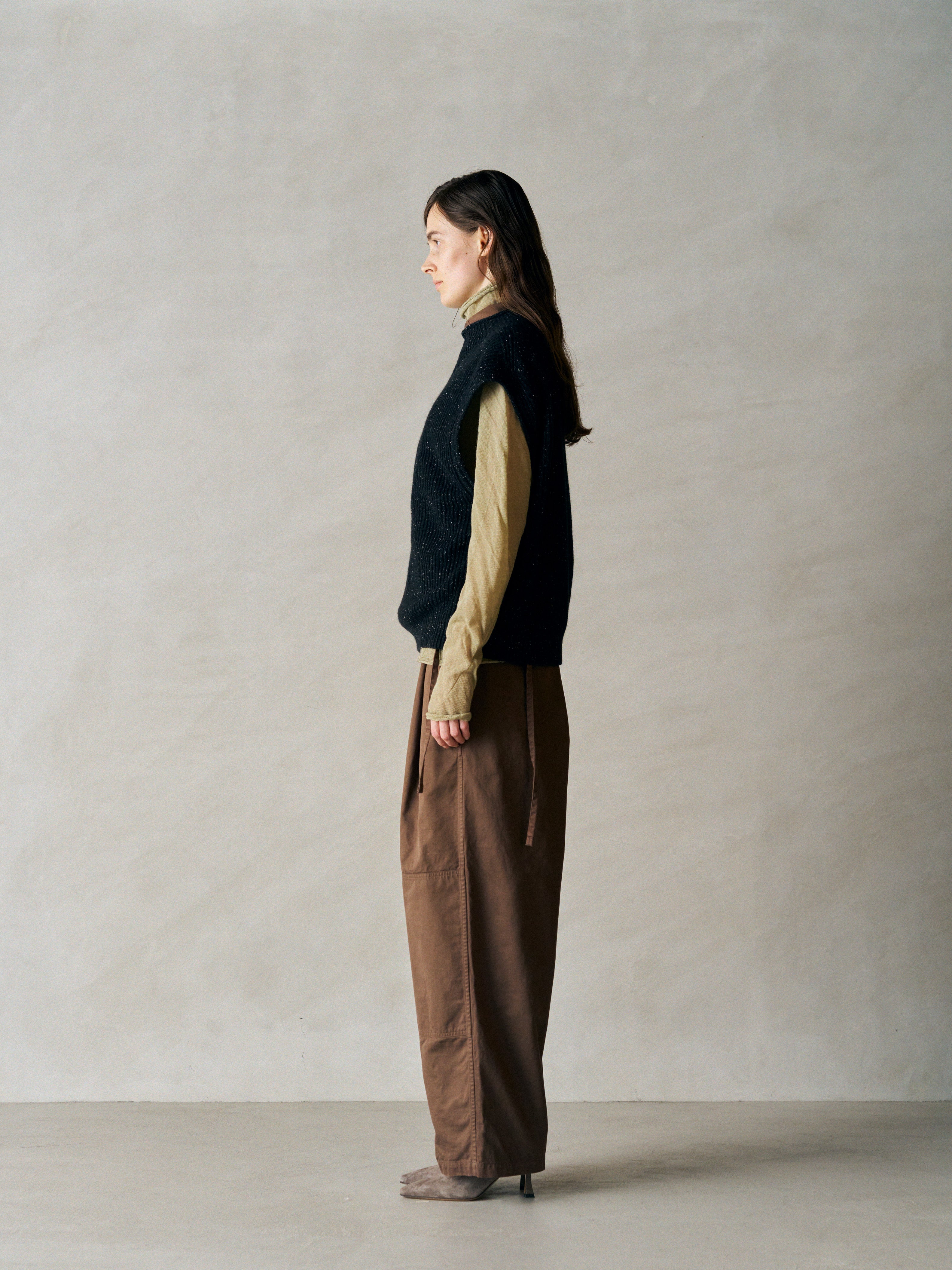 FINX COTTON × SLUB YARN MICRO BRUSHED SATIN DOUBLE KNEE PANTS