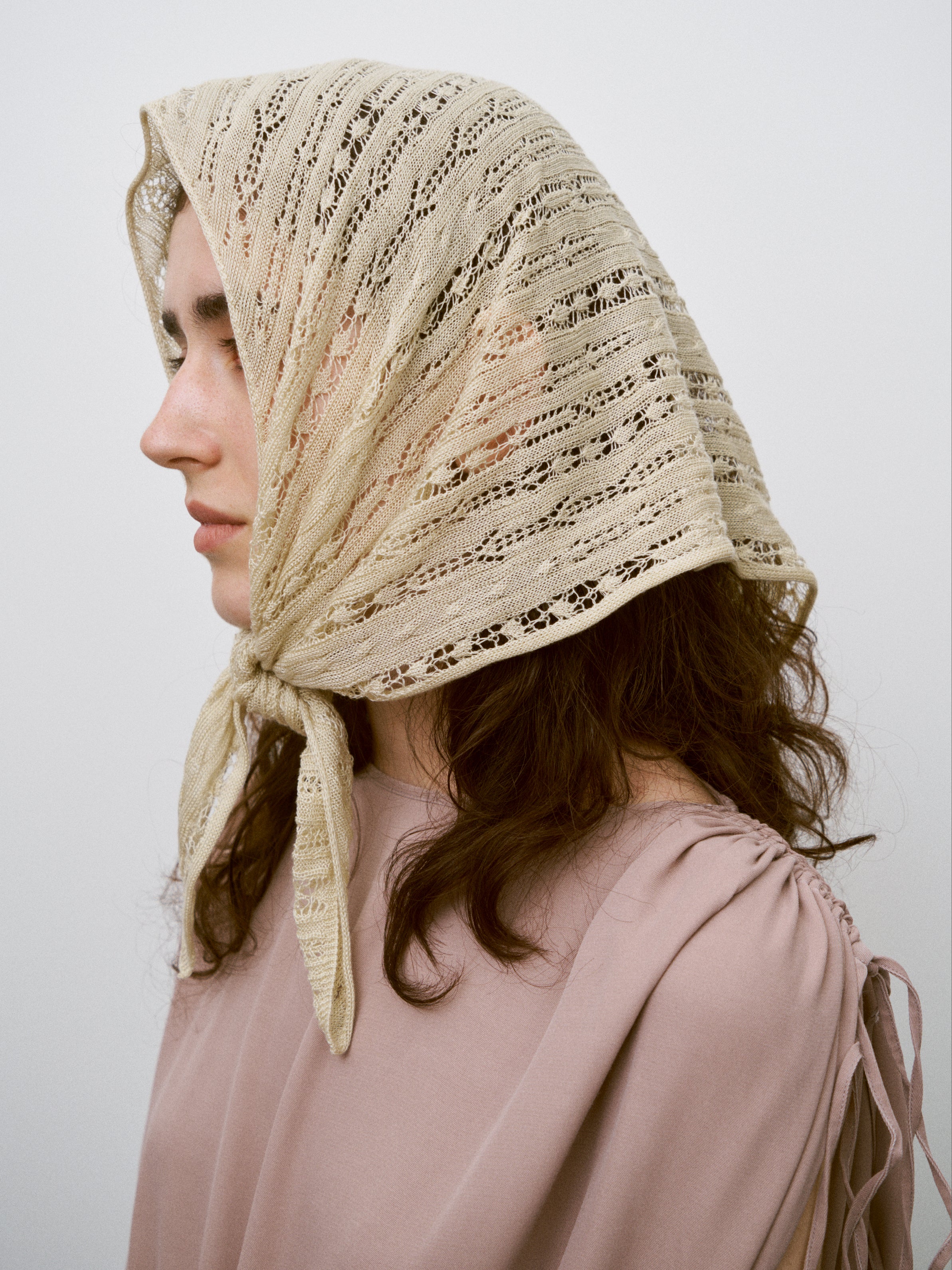 DRY TOUCH LYOCELL OPEN WORK CABLE-KNIT TRIANGLE SCARF