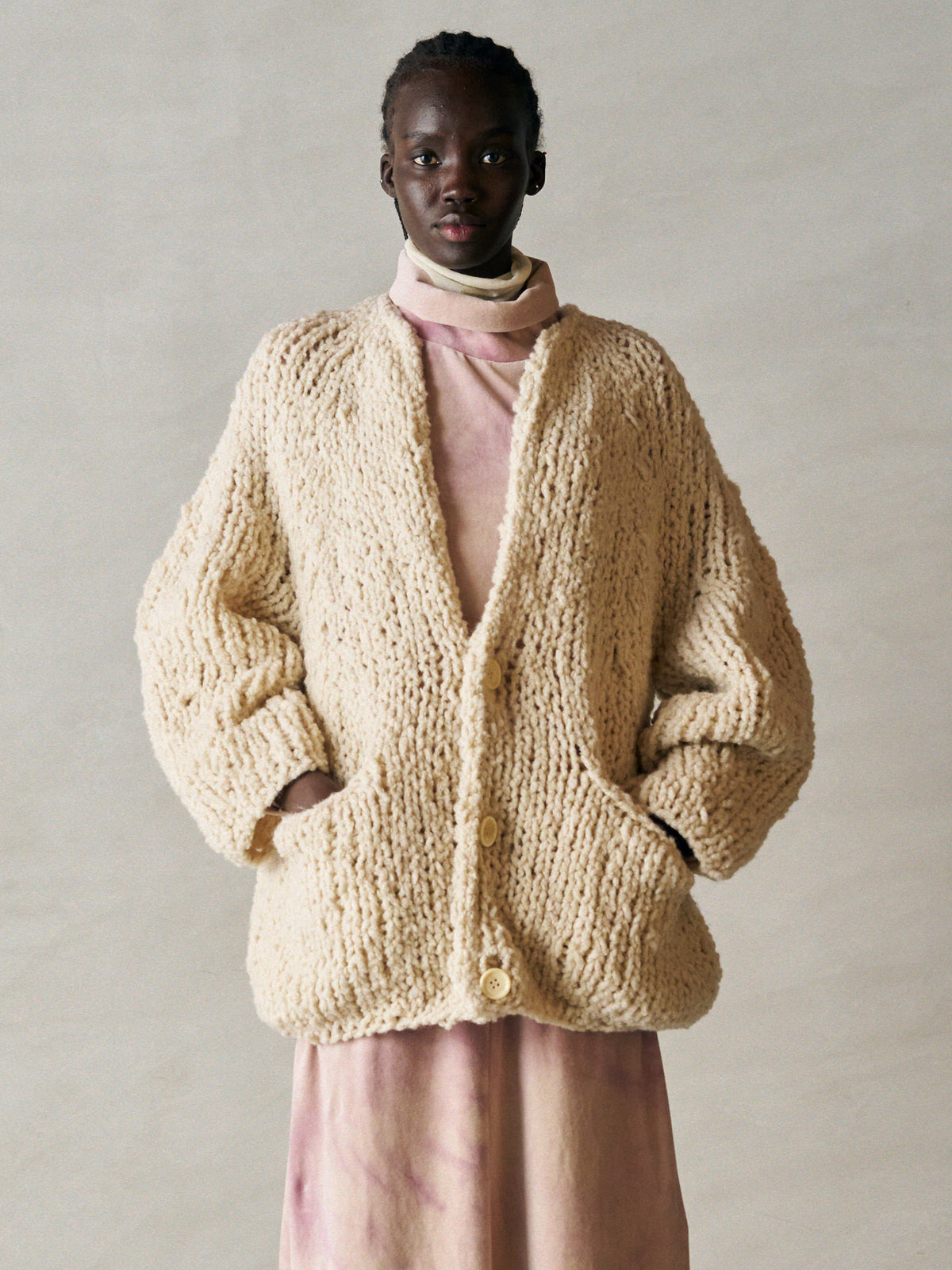 BRITISH SUPER DOWN SLUB FELT YARN HAND-KNIT CARDIGAN